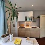 Apartment Ap-art *